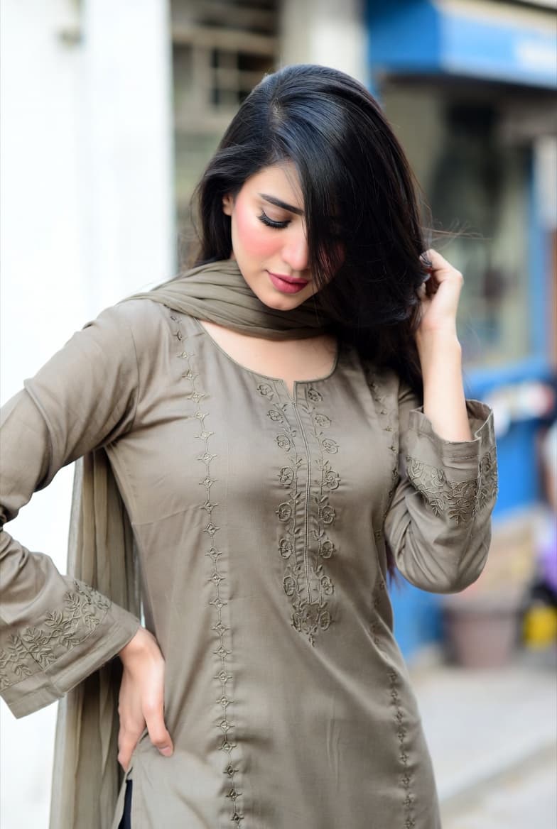 Escorts in Al Harmain Hotel Karachi